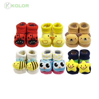 China KOLOR-II-1180 Viable Animal Head Rattles 3d Socks Infant Baby Toy Rattle Socks for sale