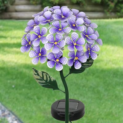 China New Style Modern Solar Triple Stake LED Metal Flower Garden Light Outdoor Solar Light for sale