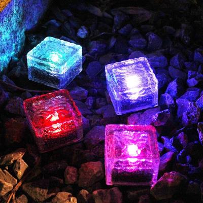 China Waterproof Dimmable Garden Decoration Solar Lamp Glass Brick LED Solar Powered Lawn Light for sale