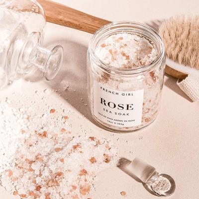 China Body Wholesale Private Label Large Bath Himalayan Crystal Soak Salt Lavender Jasmine Rose Bath Soak Bath Salts With Flowers for sale