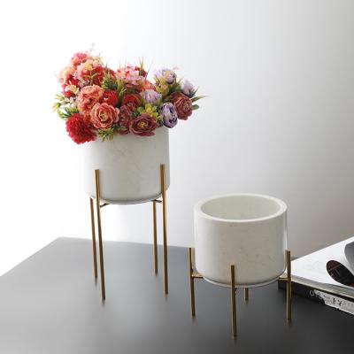 China White marble ceramic decorative flower planter pots White Marble and Brass Gold Stand en venta