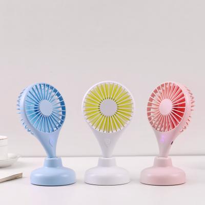 Chine Fan en plastique de 1200mAh 3.7W Mini Rotated USB avec le support de support à vendre