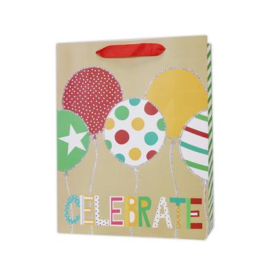 China Recyclable Customized Personalized Cute Biodegradable Present Gift Shopping Birthday Paper Wrapping Bag for sale