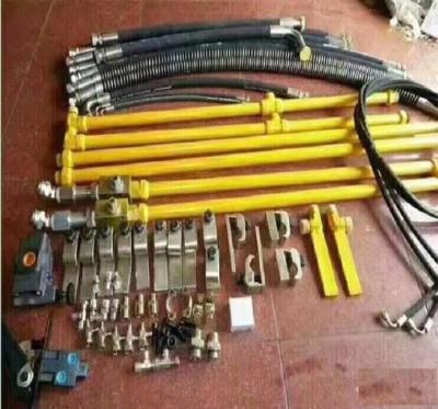 Cina Tubo flessibile di Kit Hydraulic Piping Installation Clamp del pedale di 20 Ton Excavator Pipe Line Kits che convoglia corredo in vendita