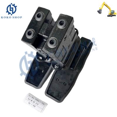 China High Quality XCMG XE210 Foot Control Valve Double Flow Pedal Pilot Valve Walk Pilot Valves For Excavator Parts for sale