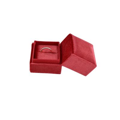 China Handmade Luxury Hot Sell Square Velvet Flannel Engagement Ring Diamond Trinket Jewelry Gift Box Packaging for sale