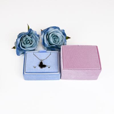 China Wholesale Handmade Rectangular Pendant Gift Box Velvet Jewelry Box Velvet Necklace Packaging Boxes Custom Color for sale