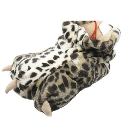 China Winter Light Cute Warm Leopard Plush Design Cartoon Animal Palm Slippers for sale