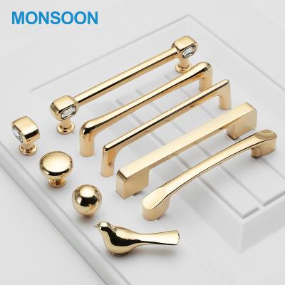 China Contemporary Hardware Cabinet Doors Accessories Stylish Door Pull Handle Chrome Handle for sale