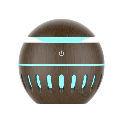 China Feel Comfortable 2021 Hot Selling Humidifier USB Interrupt Humidifier 130ML Air Mist Lights Led Automatic Cool Waterless Humidifiers 7 Color for sale