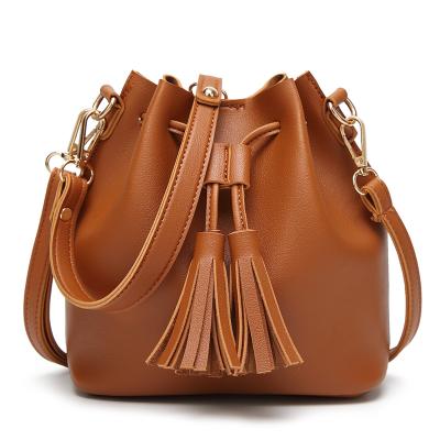 China Hot Seller Lady's Cross Tassel - Bucket Bag Small Drawstring Body Luxury PU Women Leather Handbag for sale