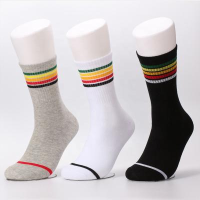 China Wholesale Hot Sale Colored Striped Cotton Men Socks QUICK DRY for sale