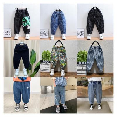 China Color Fade Proof Children's summer 2022 Korean new edition style chic jeans slightly foreign baby children ripped hippie children's wear for sale