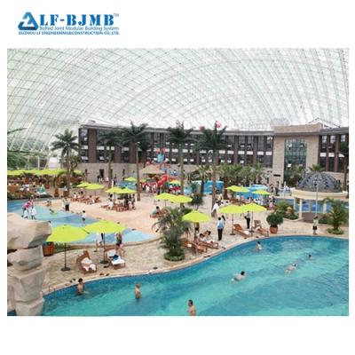 中国 Prefabricated Steel Roof Covering Large Span Foundation Structural For Water Park Swimming Pool Roof Interior Design 販売のため