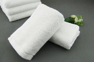 China Professional Biodegradable Disposable Guest Towels , Disposable Towels For Beauty Salons for sale