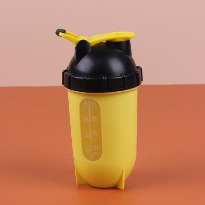 China 500ml Fitness Water Bottle Plastic Viable Wholesale Protein Shaker Bottle With Mixer Ball Shaker Bottle for sale