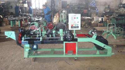 China Traditional Double Twisted Stable Barbed Wire Machine , Expanded Mesh Machine Te koop