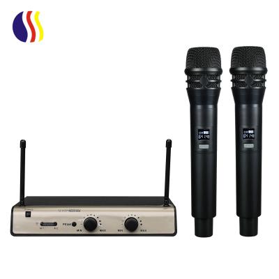 China Hot Selling Handheld Microphone Karaoke Microphone VHF Microphone Family Wireless Microphone for sale