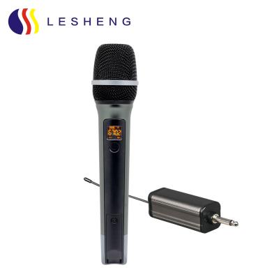 China Professional High Quality Handheld Microphone Microphone Vocal Wireless Microphone for sale