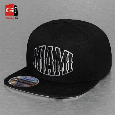 China COMMON Custom Design Mens Snapback Baseball Cap / Hat Cap And Cap With Embroidery Logo for sale