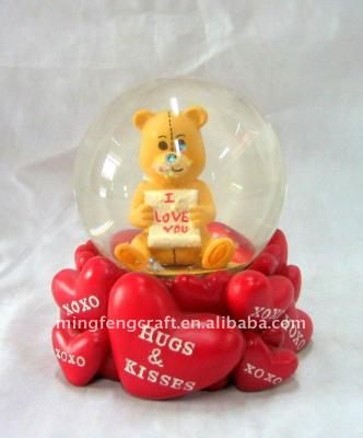 China Valentine's Day Teddy Bear With Heart Water Globe From Europe Polyresin for sale