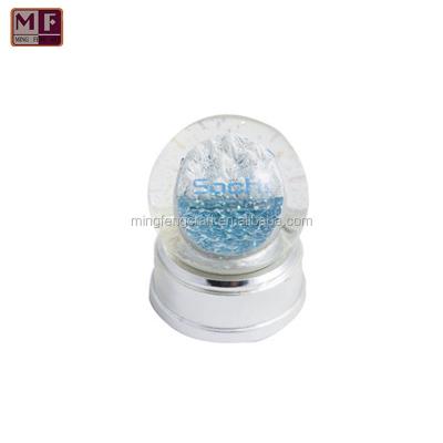 China Snow Globe Size Quality Resin Iceberg Snow Globe Souvenir Gifts for sale