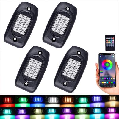 China La roca práctica del RGB del coche enciende el control de Bluetooth ángulo de iluminación de 120 grados en venta