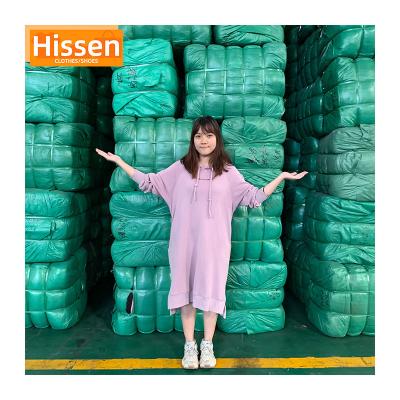 China Wholesale Women Used Man Used Clothing Package Singapore Workwear Fashionable Mixed Used Clothing Package for sale