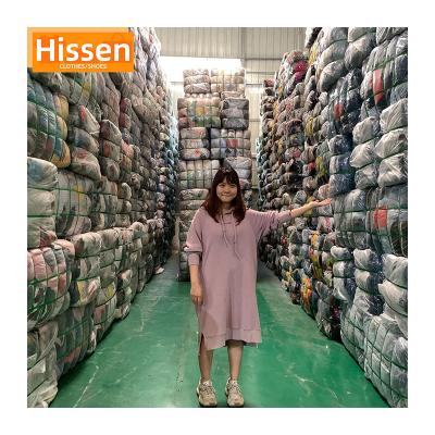 China Fashionable Used Clothing Grade AA Used USA Men's Second-Hand Clothing Trift Clothing Bales for sale