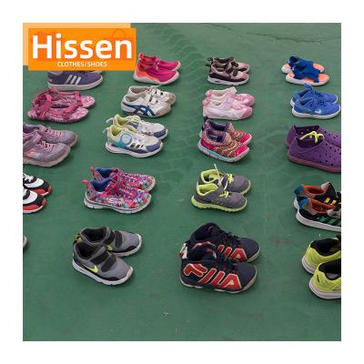 China Breathable Used Shoes Balls For Baby Boy Kids Brand Children Second Hand Branded Shoes for sale