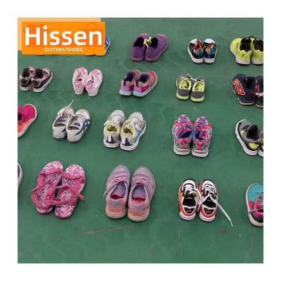 China Breathable Baby Winter Occasion Lightly Branded British Shoes Used School Shoe For Kids In Ball for sale