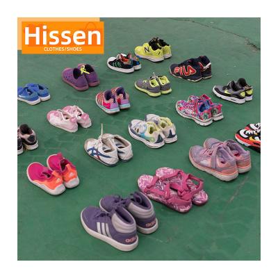 China Wholesale UK Children's London Used Children's Shoe Breathable Unisex Used Shoes Used Shoe for sale