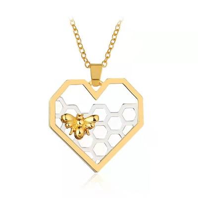 China Fashion Trendy Creative Gold Plated Necklace Jewelry Metal Alloy Honeycomb Honeycomb Necklaces for sale