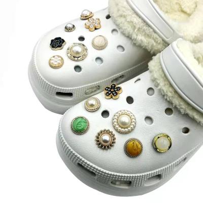 China Handmade Bling Crystal Acrylic Shoes Charms Luxury Croc charm for shoe decoration for sale