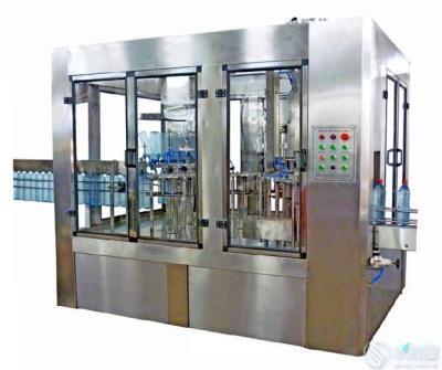 China Máquina de embotellado vertical en venta