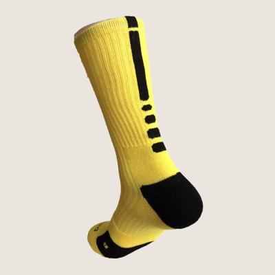 China Men Elite Basketball Socks Antibacterial Compression Sports Socks for sale