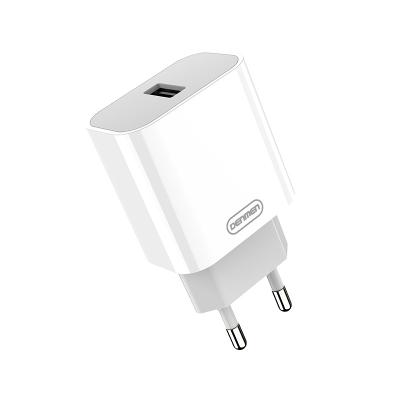 China UniversalÂ   Quick Charging 18W Wall Charger QC3.0 Smart Fast Charging 18W Phone USB Fast Charger Cell Phone Smart Fast Charging Charger for sale