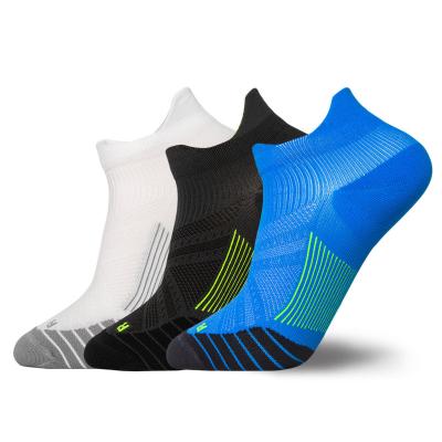 China Cotton Breathable Men's Summer Short Socks Fashion Breathable Man Boat Bangs Comfortable Casual Socks for sale