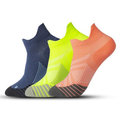 China Wholesale Sporty Men's Cotton Knitted Solid Color Breathable Cropped Low Cut Casual Socks Sports Socks for sale