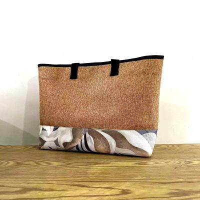 China OEM Reusable Factory Large Capacity Color Lady Handbag Armpit Bag Beach Bag Lightweight Splicing Canvas Bag for sale