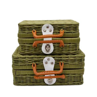 China 2022 High Quality Retro Rattan Woven Im Picnic Basket Storage Box Photo Props Hand Gift Rattan Woven Suitcase Moon Cake Gift Box for sale