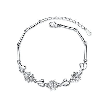 China Newest Design Four Leaf Clover Women Personality Elegant Fashion Jewelry Chain Bracelet for sale