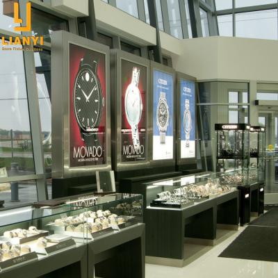 China Modern Or Customized Amazing Jewelry Shop Interior Design Custom Eyes Showcase Showcase Display With Wood for sale