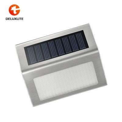 China Other New Led Rise Waterproof Solar Garden Light Stainless Steel Fence Lights 0utdoor Deck Light for sale