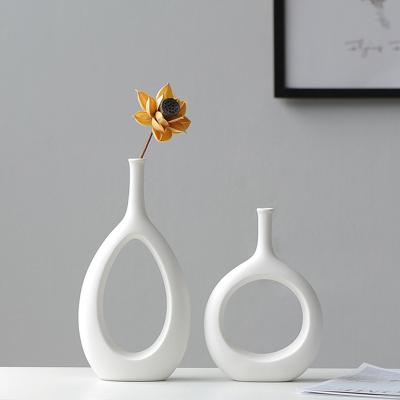 Κίνα New Morden Vase Porcelain Desktop Vase Decoration Ceramic Luxury Home Office Living Room Ornaments Flower Pot Wedding Decor Art Vases προς πώληση