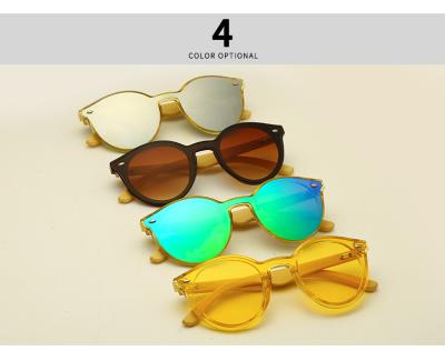 China Wooden Polarized Bamboo Sun Glasses Men's High Fashion Sun Glasses New Fashion Natural PC Wooden Frame Mirror Glasses Sun Glasses With Pins for sale