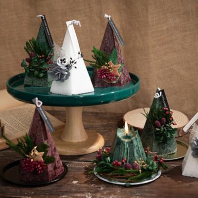 China Hot Selling Conical Design Hot Sale Flower Immortal Christmas Gift Boxes Scented Candles Home Decor for sale