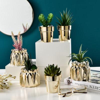 China 100% Handmade Simulation Nordic Luxury Gold Succulent Plant Light Potted Cactus Desktop Decorations for sale