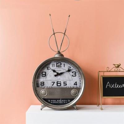 China CLASSIC Hot Selling Modern Style Home Decoration Patches Ornament Luxury Decor Digital Clock for sale