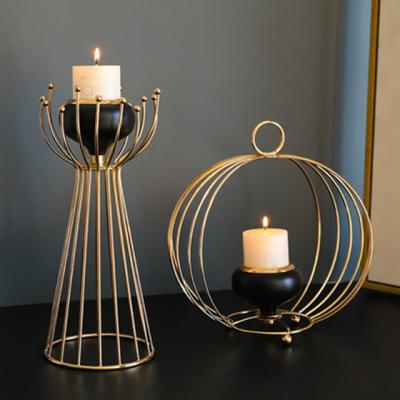 China Home Decor Modern Gold Irregular Light Luxury Metal Candlesticks Design Style Home Decor for sale